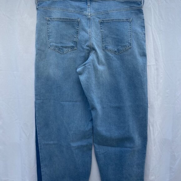 GAP High Rise Wide-Leg Crop Jeans Size 35 (20 Plus ) medium wash - Picture 4 of 12
